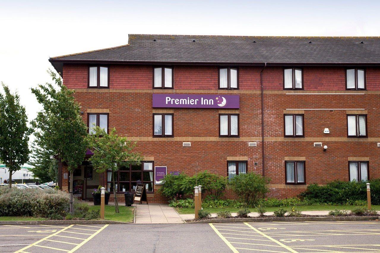 Premier Inn Хантингдон Экстерьер фото